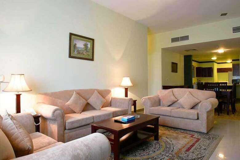 Karan Hotel