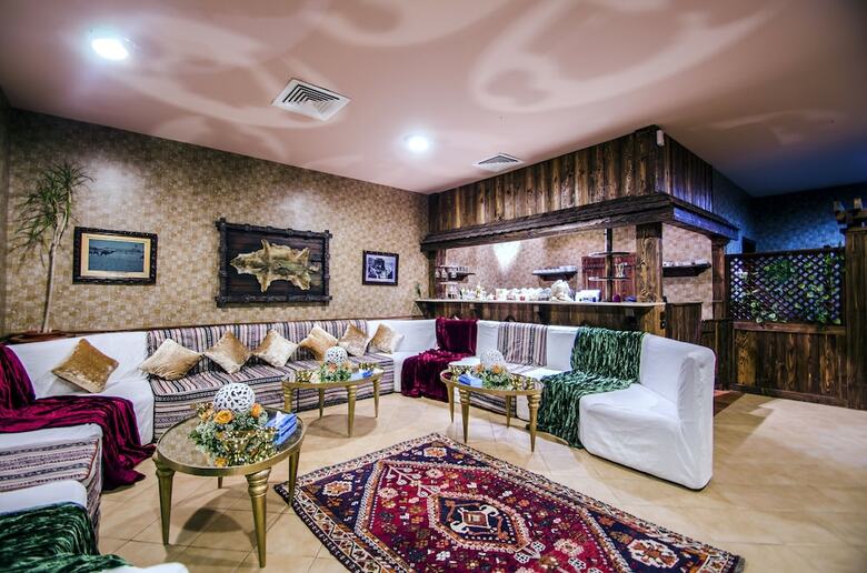 Karan Hotel