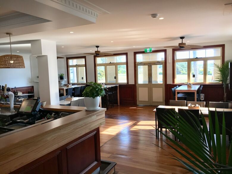 Bermagui Beach Hotel