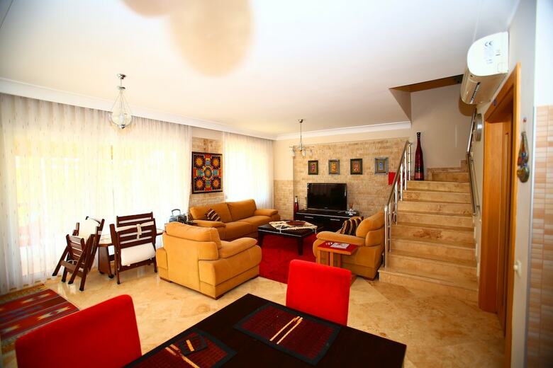 Paradise Town - Art Villa