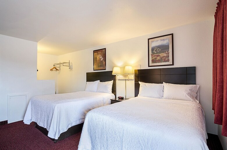 Hotel Rodeway Inn