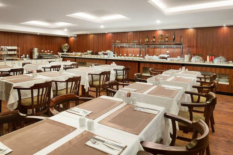 Hotel TRYP By Wyndham Istanbul Taksim