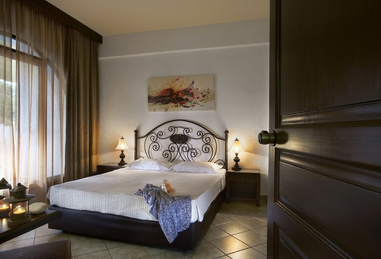 Hotel Acrotel Athena Pallas