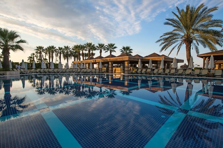 Hotel Crystal Tat Beach Golf Resort & Spa- All Inclusive