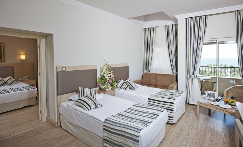 Hotel Crystal Tat Beach Golf Resort & Spa- All Inclusive