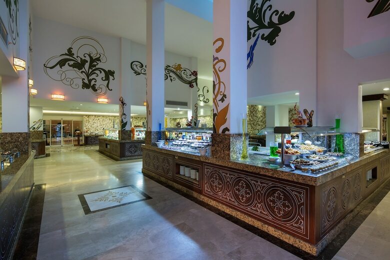 Hotel Crystal Tat Beach Golf Resort & Spa- All Inclusive