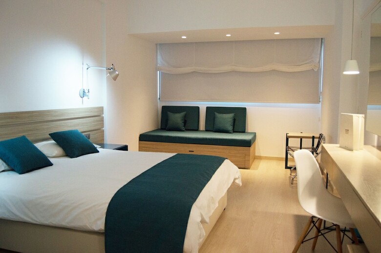 Crystal Springs Beach Hotel