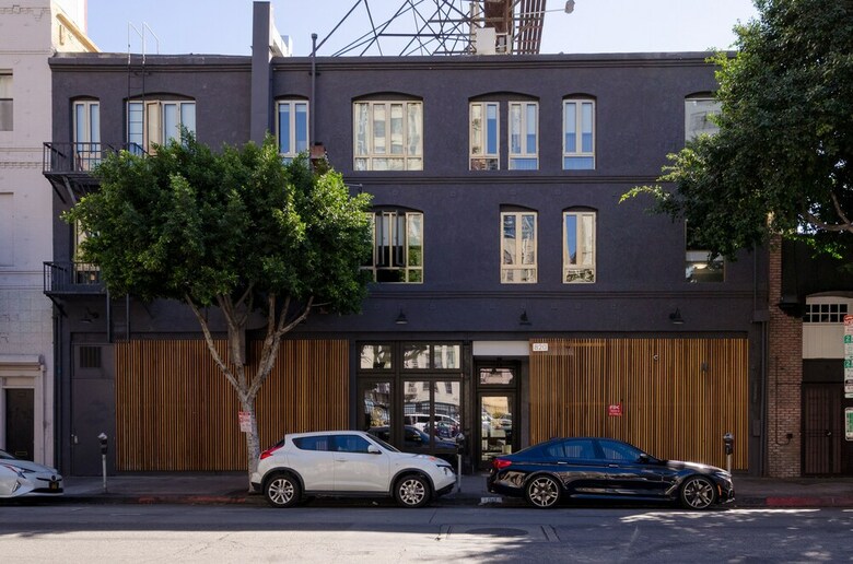 Tuck Hotel