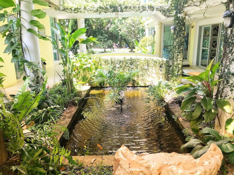 Hotel Caza V1 Serviced Apartment