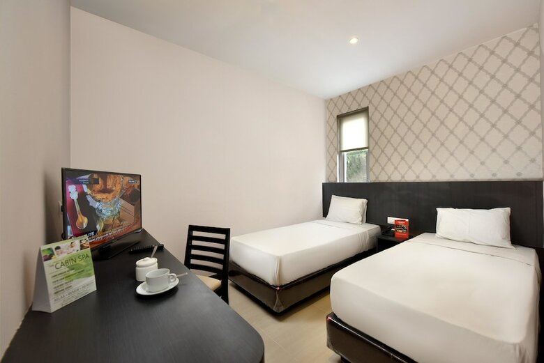 Crew Express Hotel