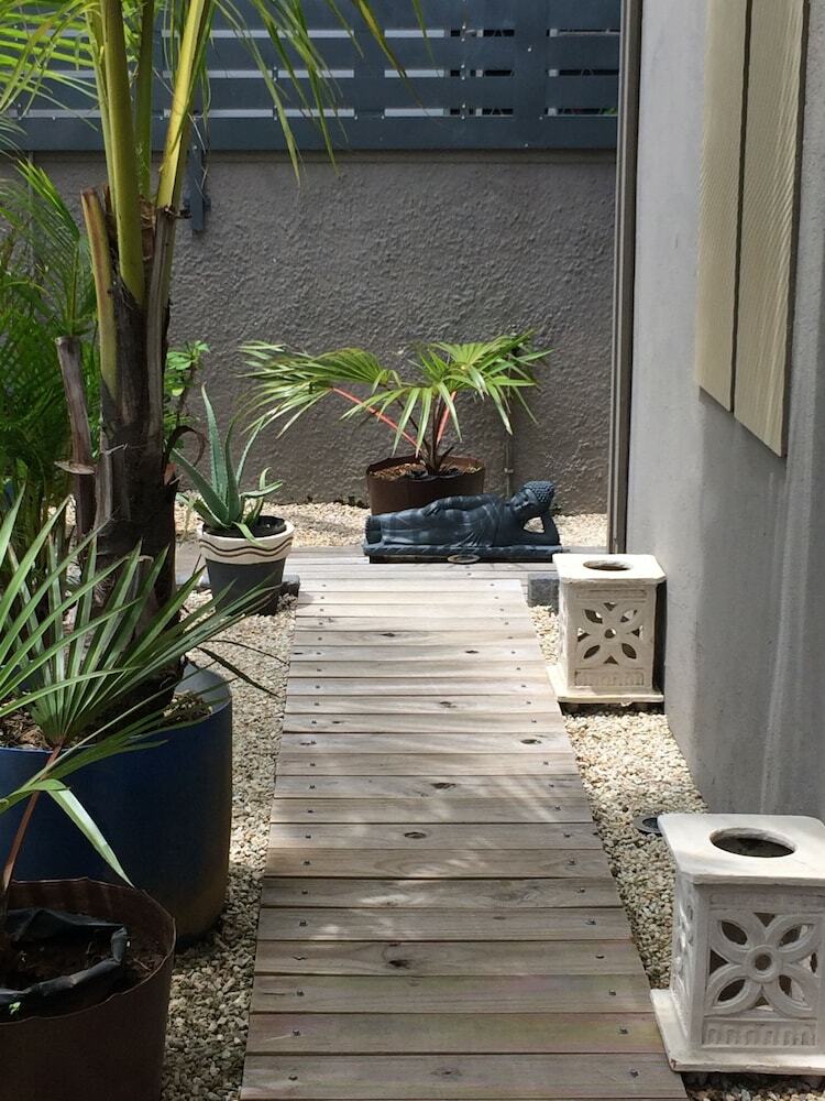 Seaview Holiday Apartments