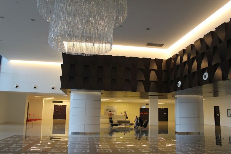 Hotel de Houz - Trefoil Setia Alam Home Stay