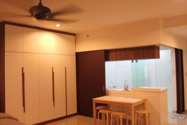Hotel de Houz - Trefoil Setia Alam Home Stay