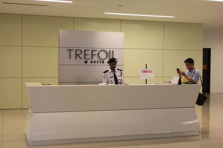 Hotel de Houz - Trefoil Setia Alam Home Stay
