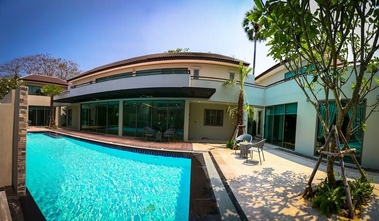 Hotel Villa Navin Resort