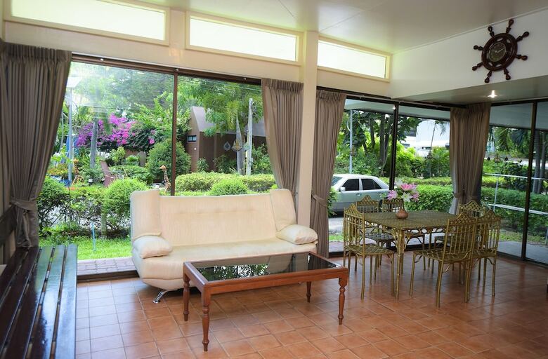 Hotel Villa Navin Resort
