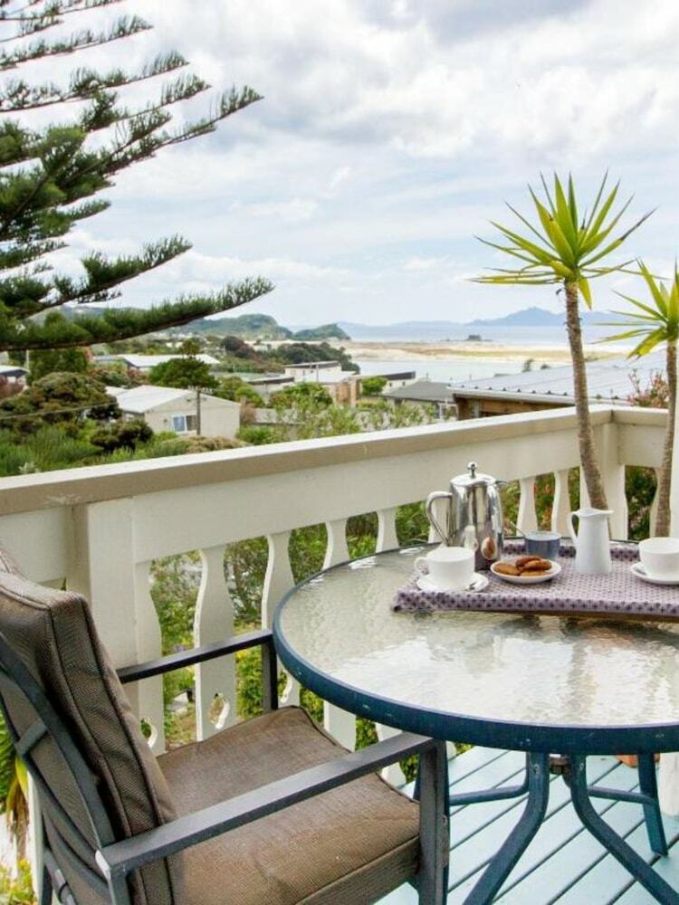 Hotel Mangawhai Lodge