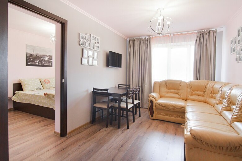 Apartamentos Art Suites Underpub