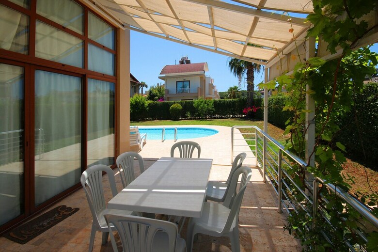 Paradise Town - Villa Family