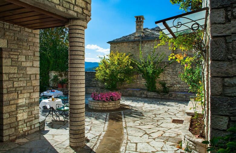 Hotel En Chora Vezitsa
