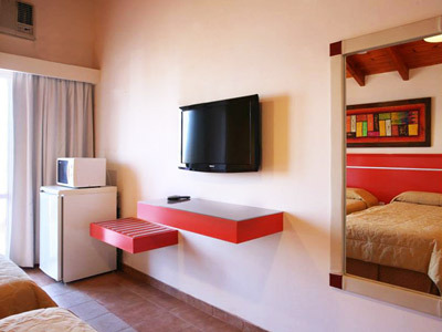 Hotel Marina House Caba�as