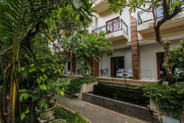 Hotel Legian Village Beach Resort