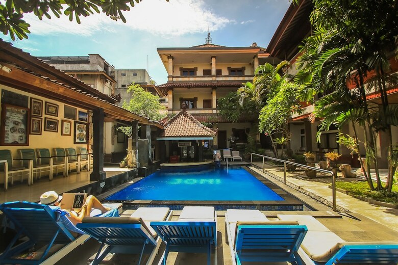 Hotel Legian Village Beach Resort