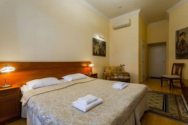 Hotel Baskov Guesthouse