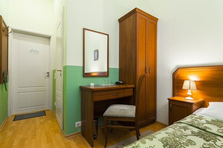 Hotel Baskov Guesthouse