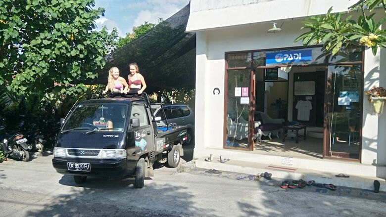 Hostal Bali Fab Dive Center - Hostel