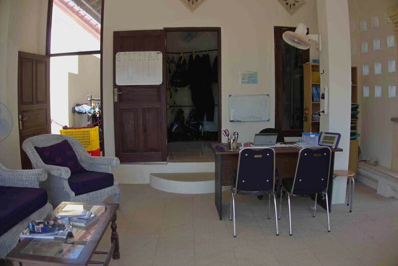 Hostal Bali Fab Dive Center - Hostel