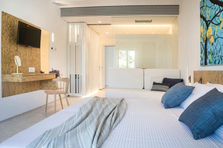 Mykonos Dove Beachfront Hotel