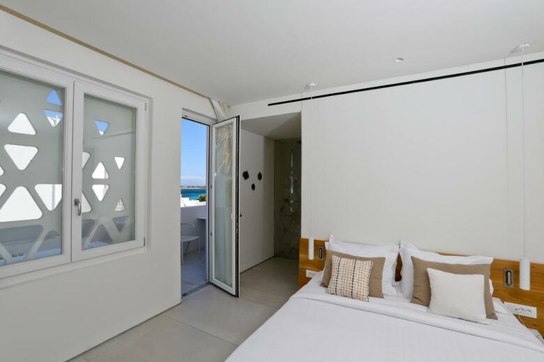 Mykonos Dove Beachfront Hotel