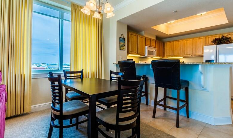 Crystal Tower By Luxury Gulf Rentals
