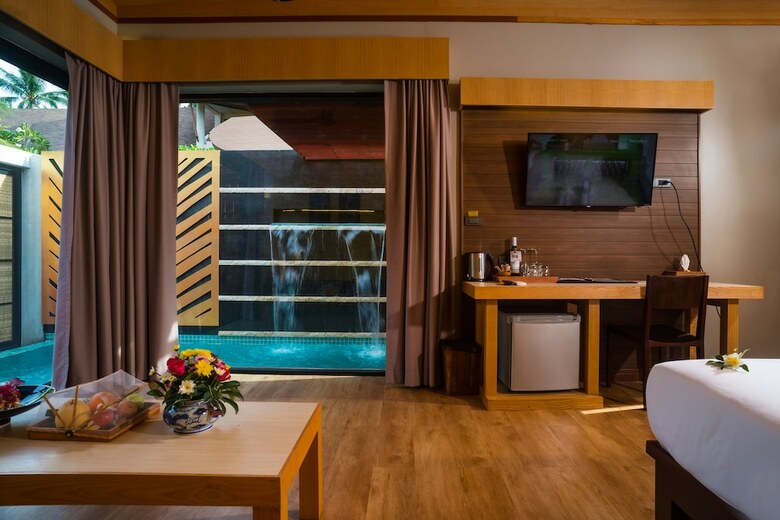 Hotel Villas Residence By Weekender Resort