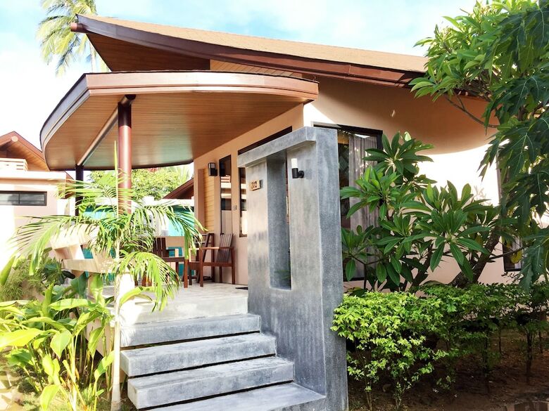 Hotel Villas Residence By Weekender Resort