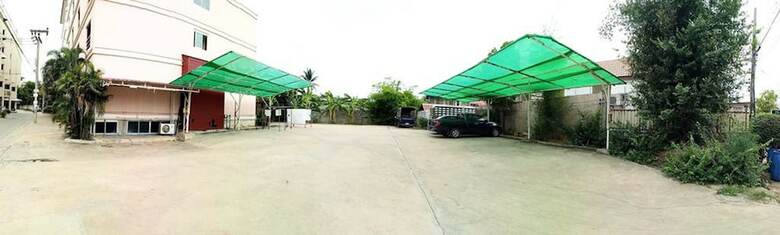 Ban Bua Resort & Hotel