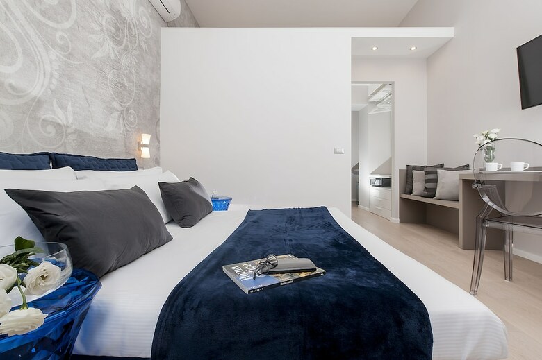 Hotel Colosseum Corner