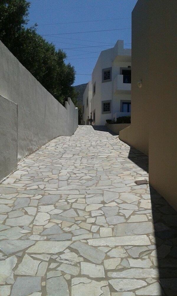 Aparthotel Irene Village