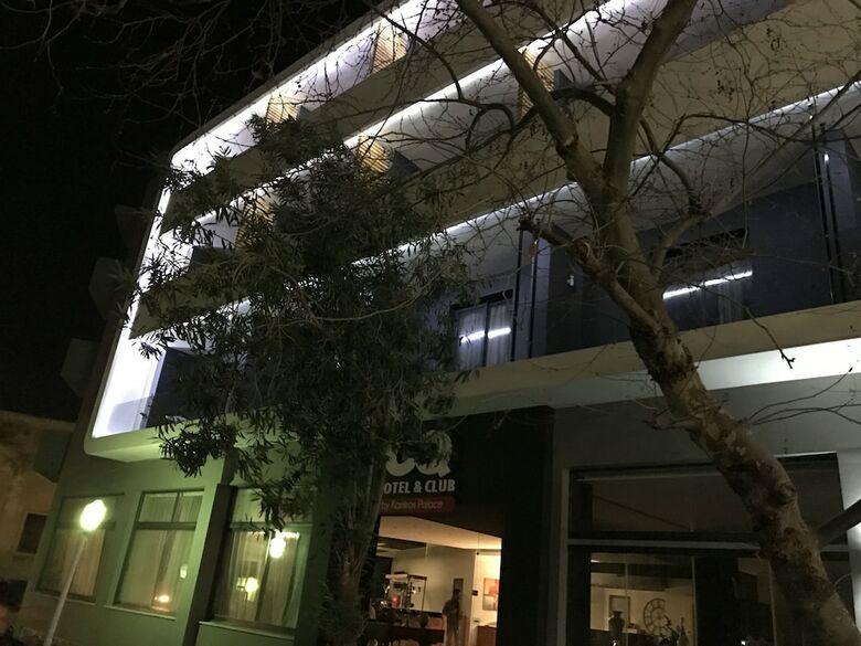 Gq Hotel And Club