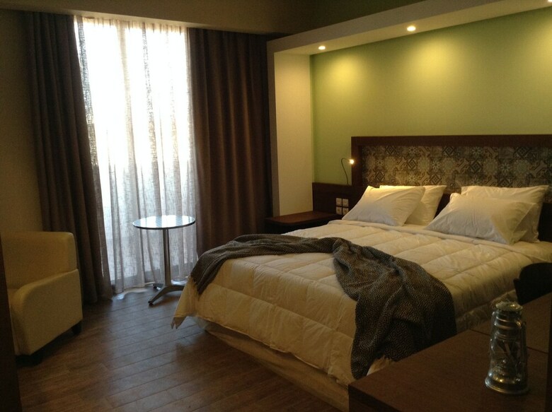 Gq Hotel And Club