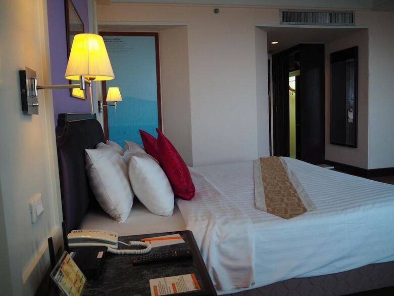 Charoenthani Khonkaen Hotel
