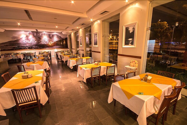 Aipana Plaza Hotel