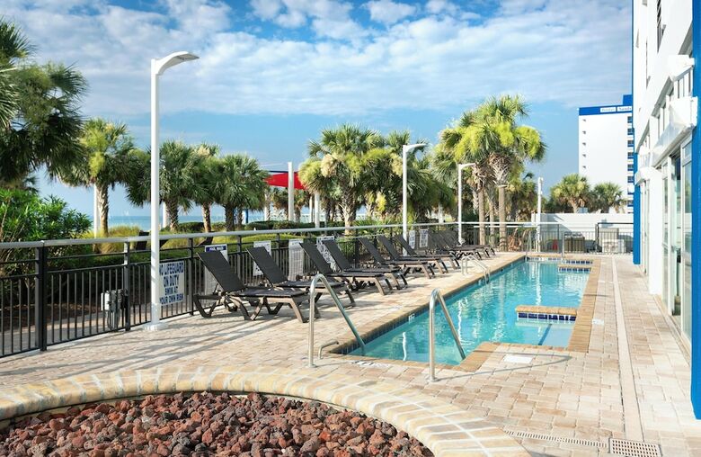 Hotel Bay View Resort