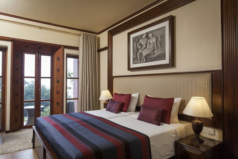 Hotel Amaya Hills