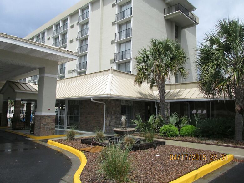 Charleston Grand Hotel