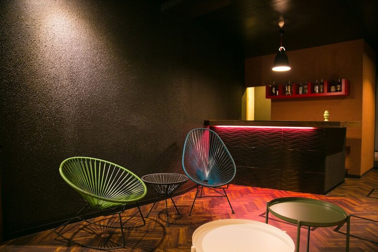Business Hotel 910