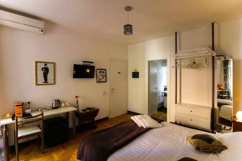 Caroline Rooms Rome