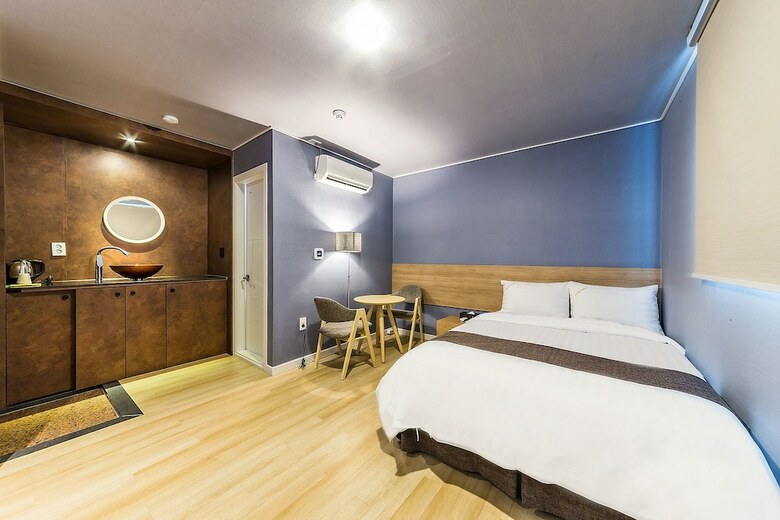 Malu Hotel