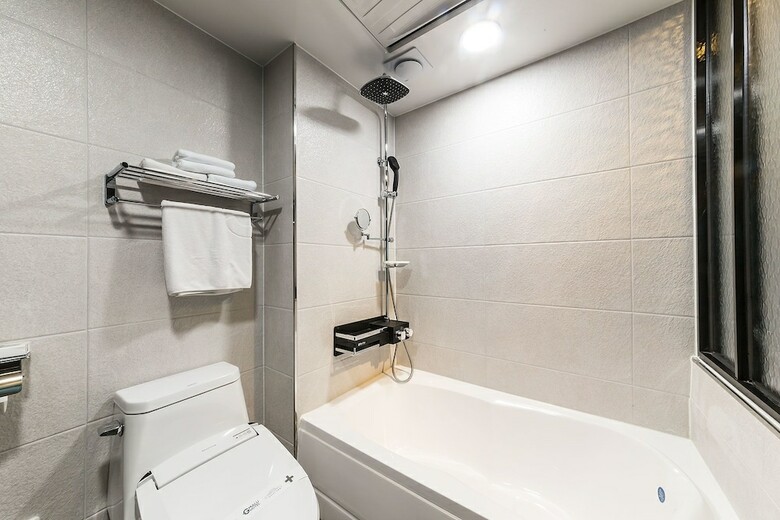 Malu Hotel